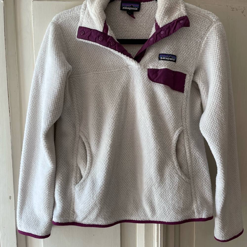 Patagonia Synchilla Women's Re-Tool Snap-T White and Purple Fleece Pullover